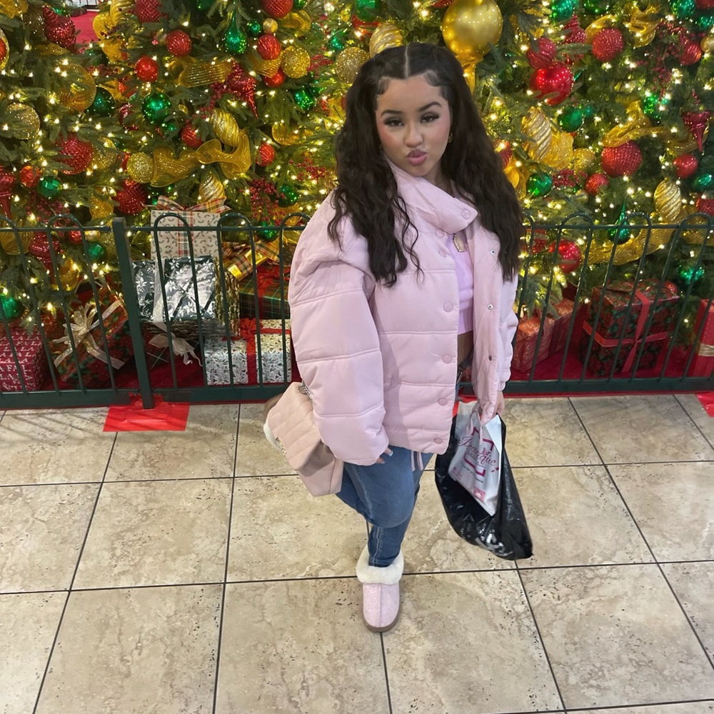 Pink Puffer Jacket 🫧